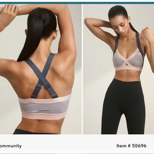 Aritzia Intimates & Sleepwear - Aritzia Community Sports Bra Size M Aritzia Intimates & Sleepwear - Aritzia Community Sports Bra Size M